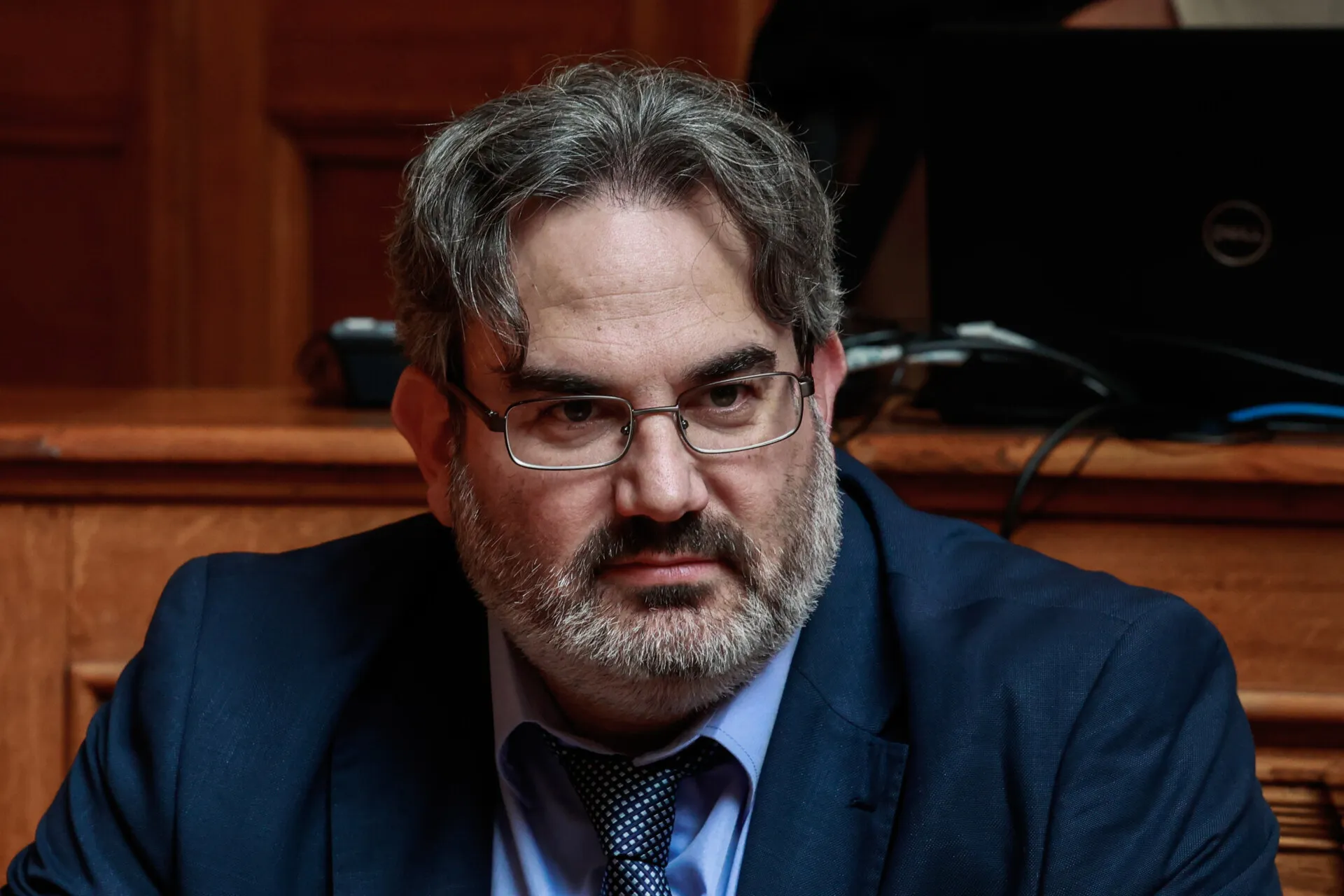 ΠΑΣΟΚ: Εξηγήσεις από την κυβέρνηση για δημοσίευμα της Wall Street Journal