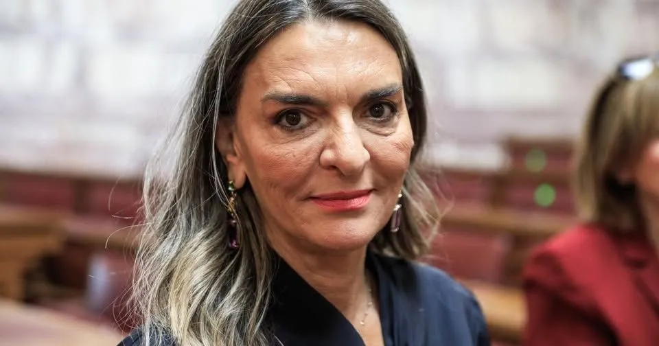 Η Πέτη Πέρκα στο Newsbeast