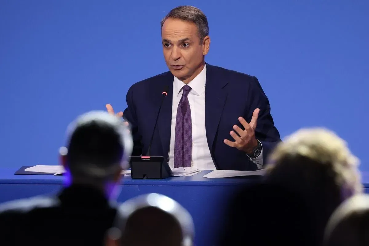 Ο Μητσοτάκης στη ΔΕΘ τάζει άλμα στον γκρεμό