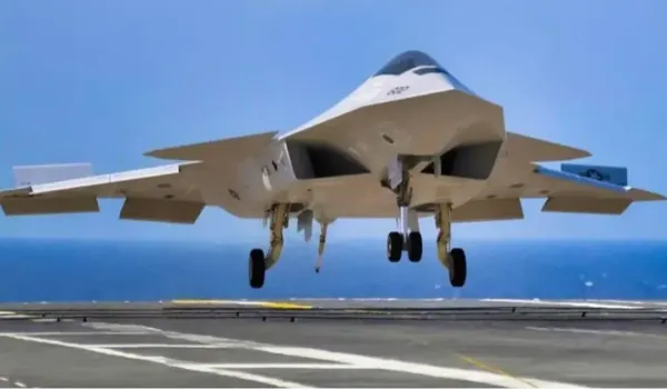 Boeing αναλαμβάνει το νέο μαχητικό του αμερικανικού Ναυτικού