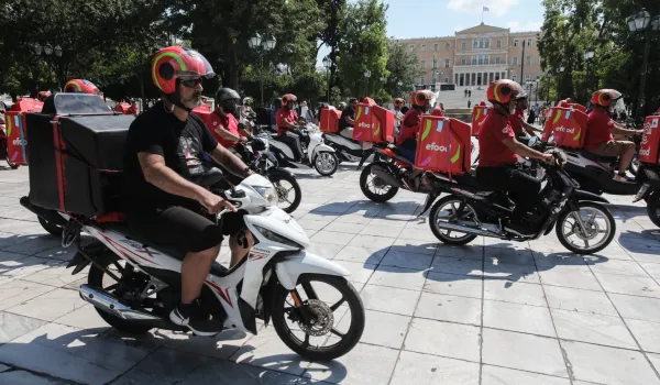 Εργασία και συνδικαλισμός στην Efood
