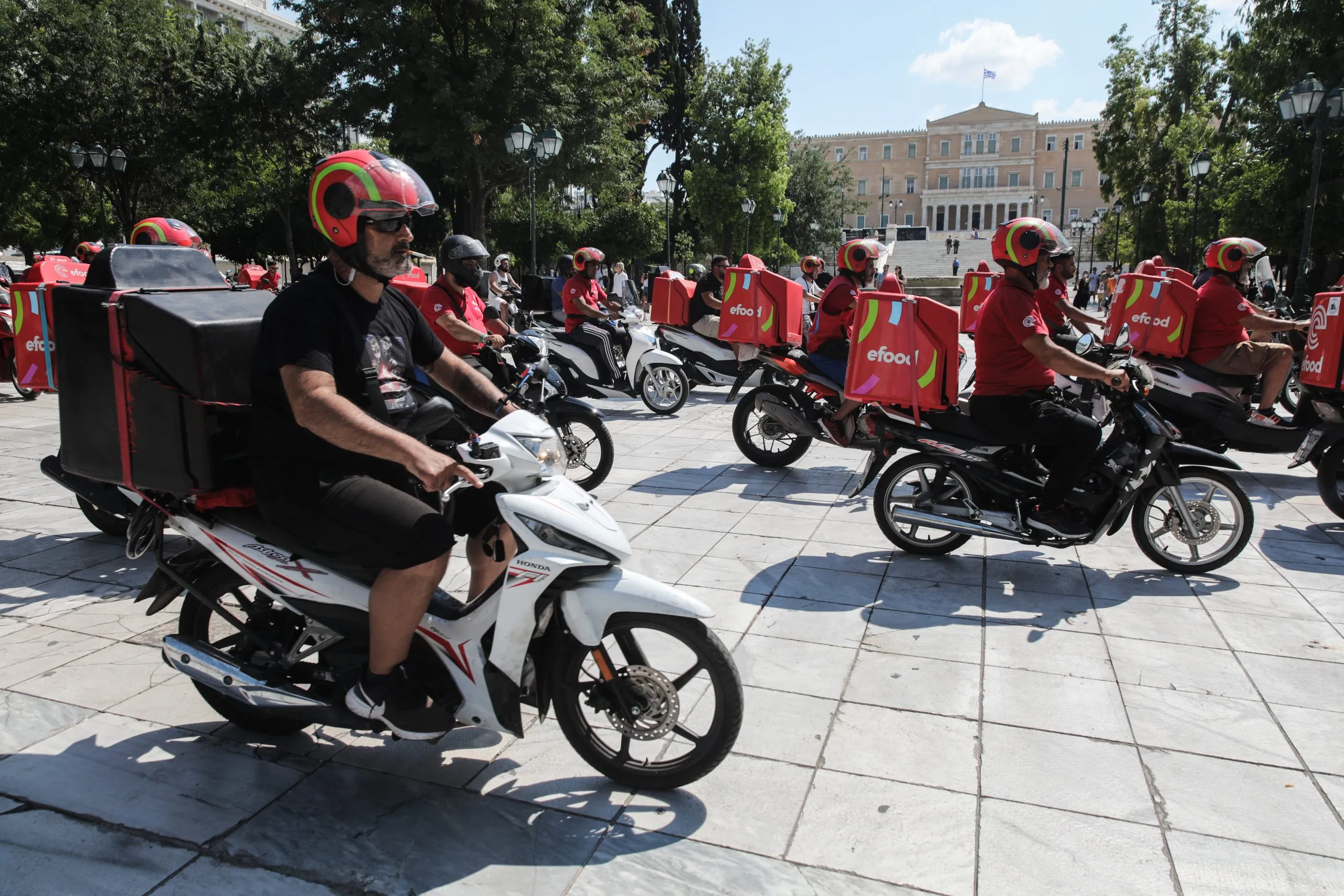 Εργασία και συνδικαλισμός στην Efood