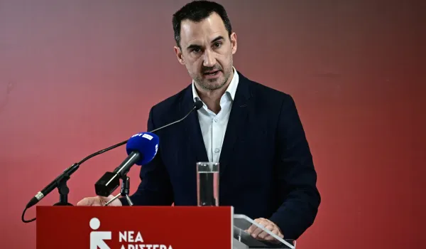 Χαρίτσης μετά το εκπαιδευτικό συλλαλητήριο. «Τα κοινωνικά προβλήματα απαιτούν πολιτικές απαντήσεις»