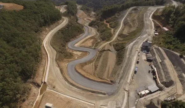 Στις Σκουριές για τα εγκαίνια του μεταλλείου χαλκού και χρυσού ο Μητσοτάκης