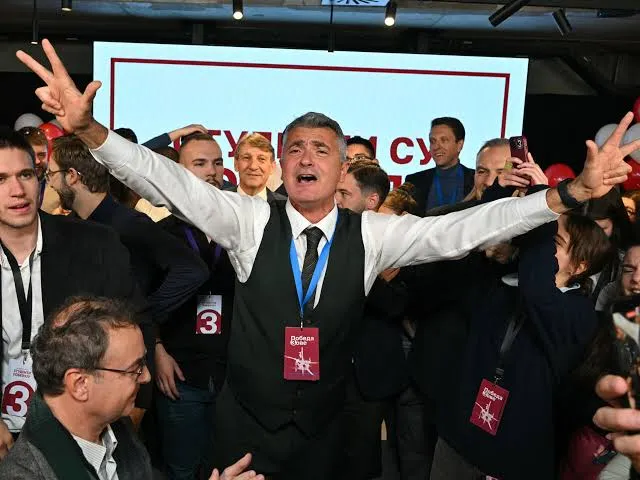 Η ΕΛΑΣ χαιρετίζει τη νίκη της Φοιτητικής Λίστας στις εκλογές της Σερβίας