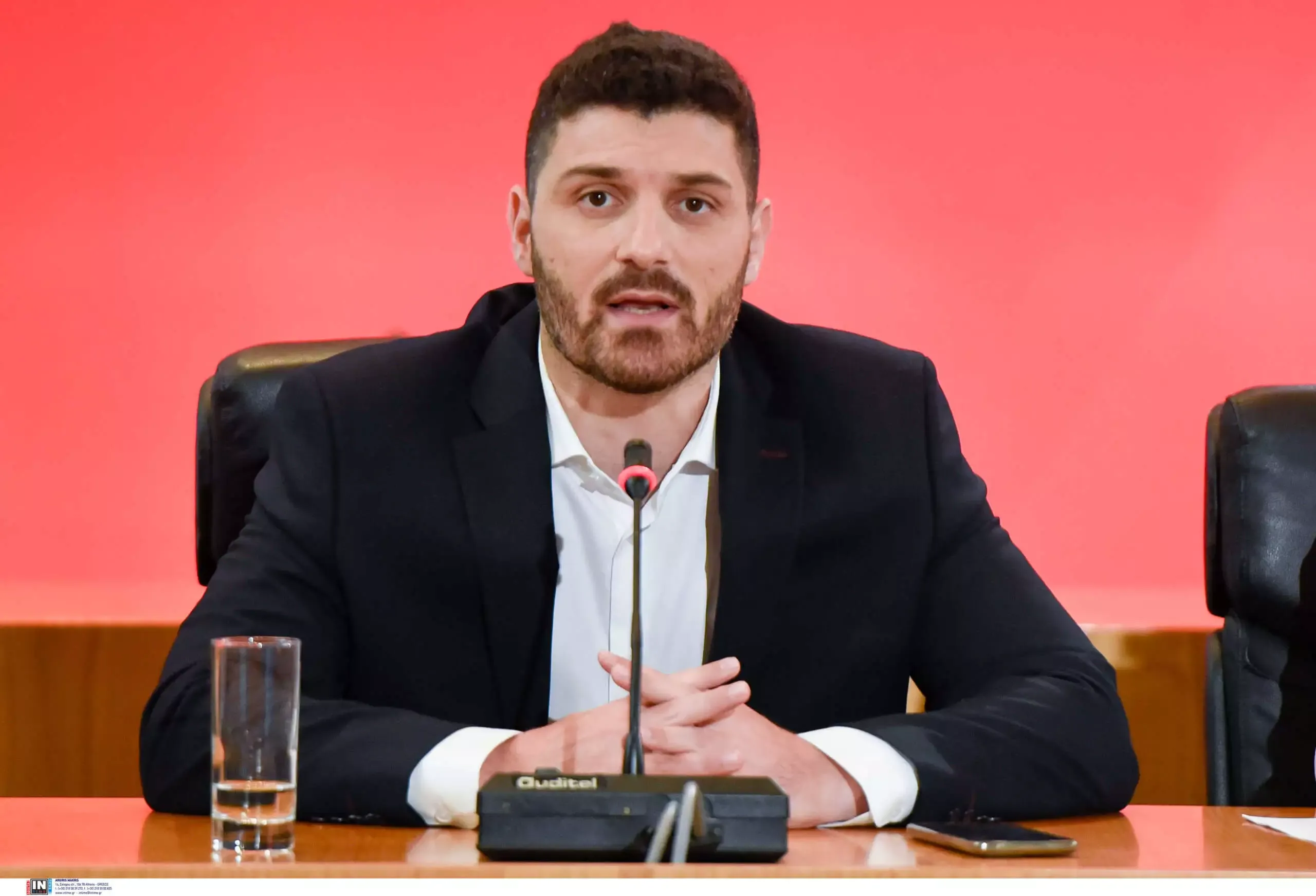 Τεμπονέρας ζητά εξηγήσεις για την έκρηξη με δύο τραυματίες στη Motor Oil