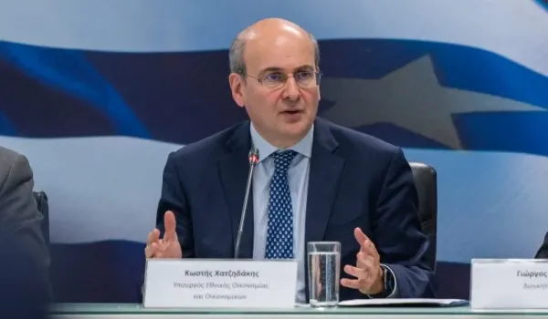 Ο Χατζηδάκης κάλεσε την ΟΝΝΕΔ να στηρίξει τη ΝΔ στις εκλογές του 2027