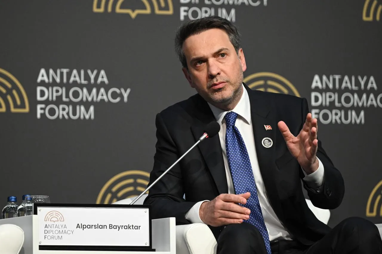 Ο Μπαϊρακτάρ δηλώνει ότι η Τουρκία θα λάβει μέρος των ρωσικών εξαγωγών ντίζελ