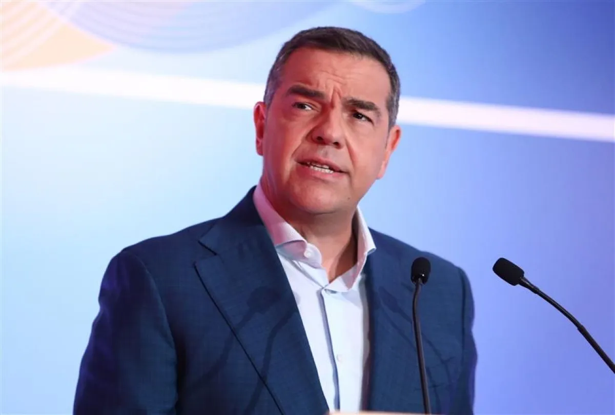Ο Τσίπρας προτάσσει ακρίβεια και διαφθορά στην αντιπαράθεση με τον Μητσοτάκη