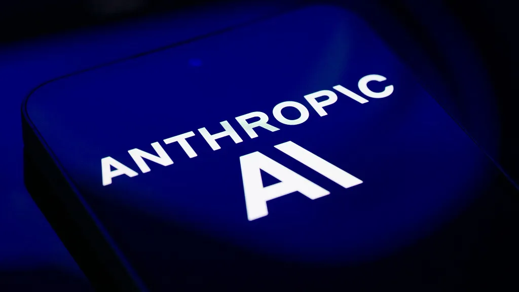 Σχέδιο της Anthropic θέτει όριο 50 ανθρώπων για παρέμβαση σε επικίνδυνα μοντέλα ΤΝ