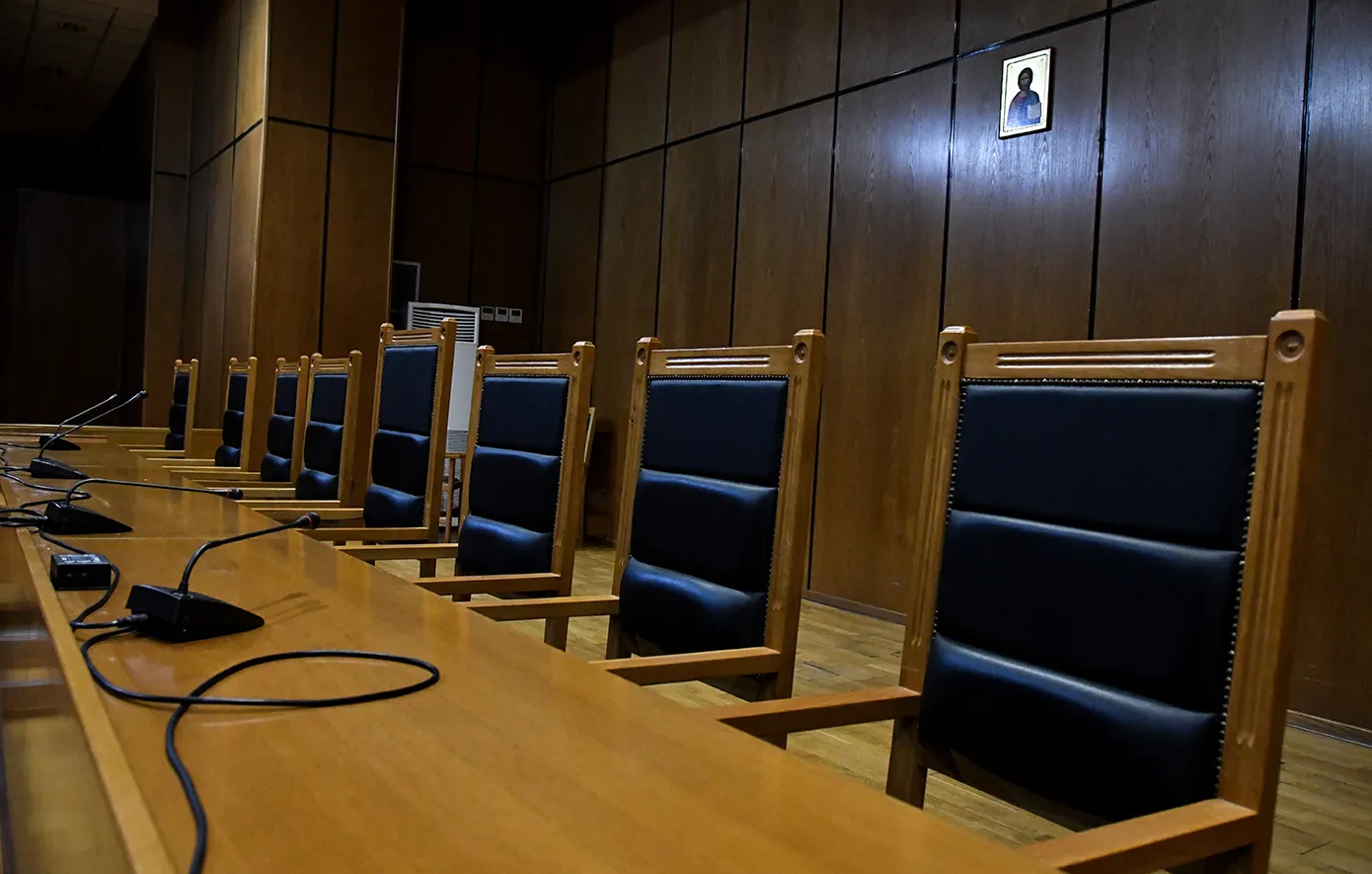 Δίωξη και παραπομπή σε δίκη καθηγητή γυμναστικής στη Βούλα