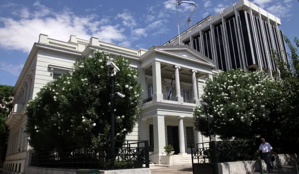 ΥΠΕΞ: Μόνιμη εκεχειρία και λύση δύο κρατών για διαρκή ειρήνη στη Γάζα
