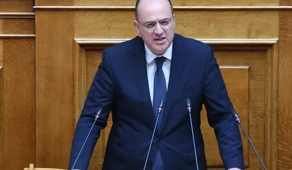 Ο Λαζαρίδης ζήτησε συγγνώμη από τη Γιαννακοπούλου μετά την τηλεοπτική αντιπαράθεση