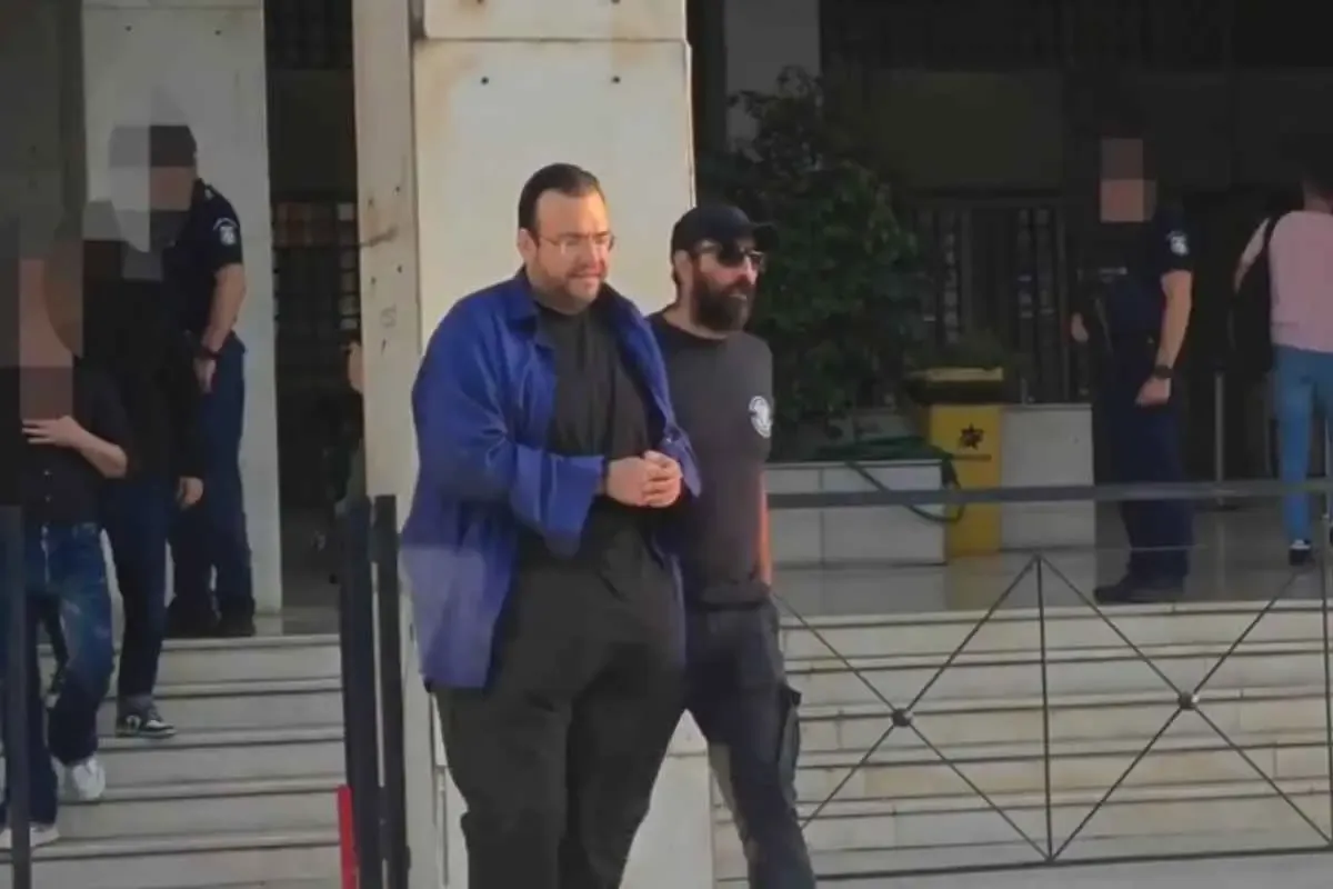 Ο Καμπούρης αρνείται την απάτη και υποστηρίζει ότι εργαζόταν στις εταιρείες