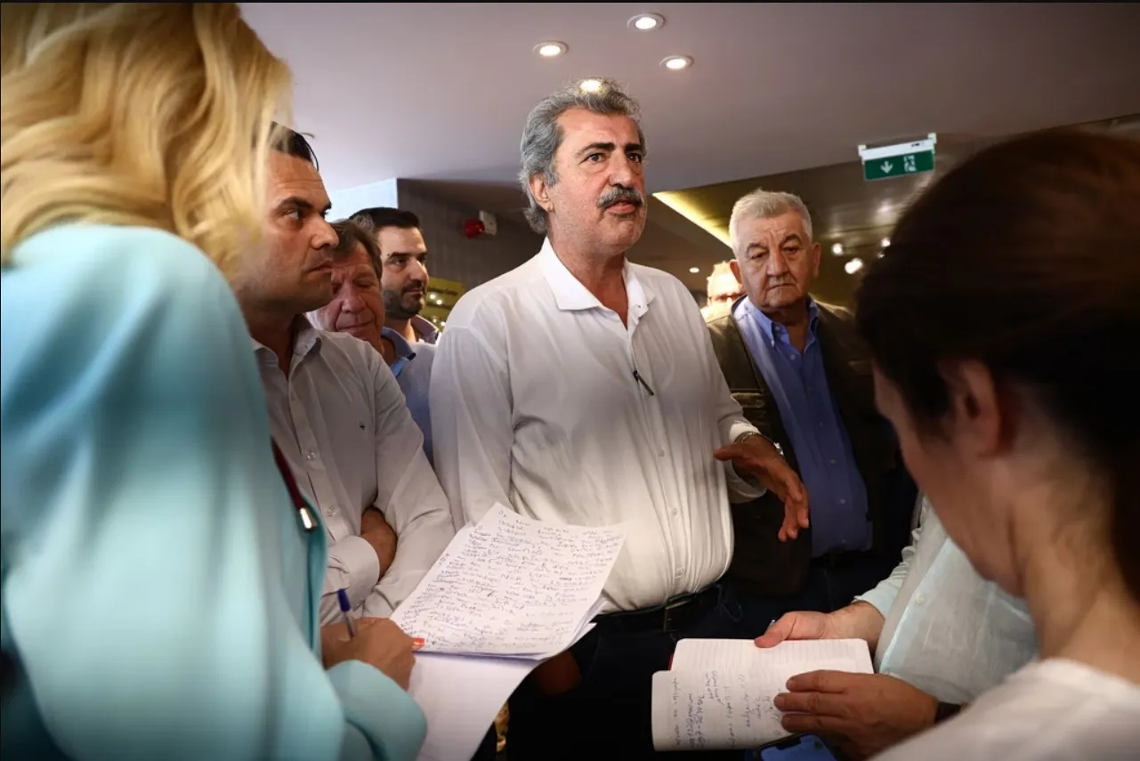 Ο Πολάκης λέει ότι συναντήθηκε με τα όργανα των γιατρών στο Νοσοκομείο Χανίων