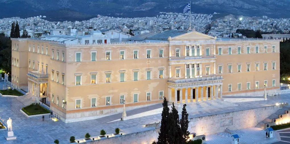 ΠΑΣΟΚ: Προτείνει μειωμένο ΦΠΑ σε μικρά νησιά και ενίσχυση 50 λεπτών για αλιευτικά καύσιμα