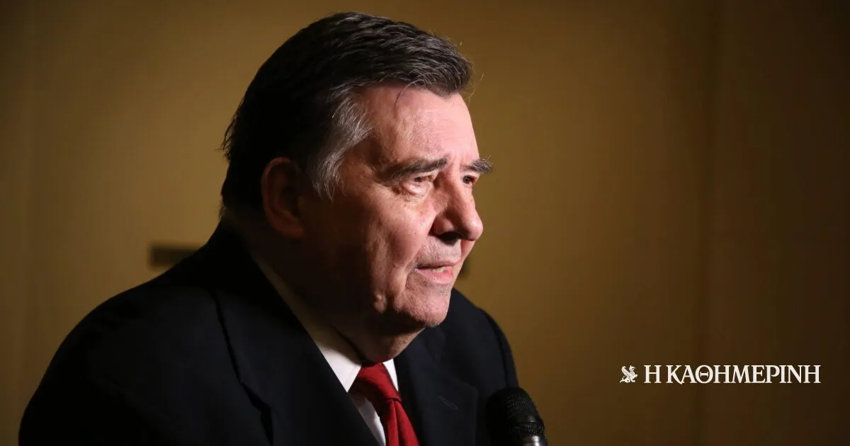 Ο Καρατζαφέρης εκτιμά ότι ο αρχηγός του τρίτου κόμματος θα γίνει αντιπρόεδρος ή θα αποχωρήσει