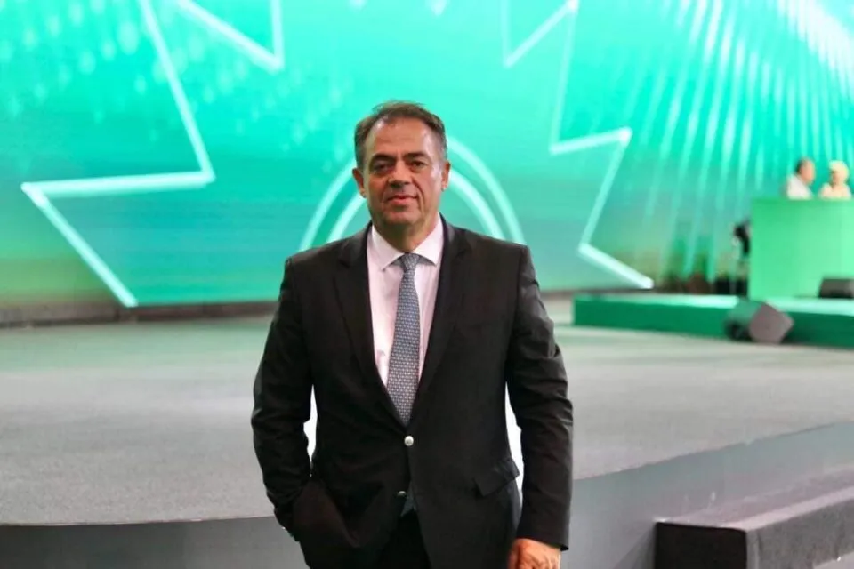 Ο Δημήτρης Κωνσταντόπουλος διαψεύδει τις καταγγελίες και προαναγγέλλει δικαστικές ενέργειες