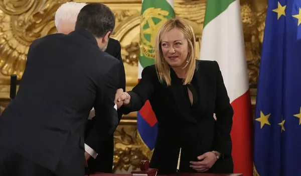 Η Μελόνι κατέγραψε δείγμα φωνής για να την προστατεύσει από την AI
