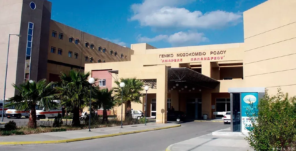 Ρόδος. Τρεις συλλήψεις μετά τη μεταφορά 13χρονης στο νοσοκομείο λόγω μέθης