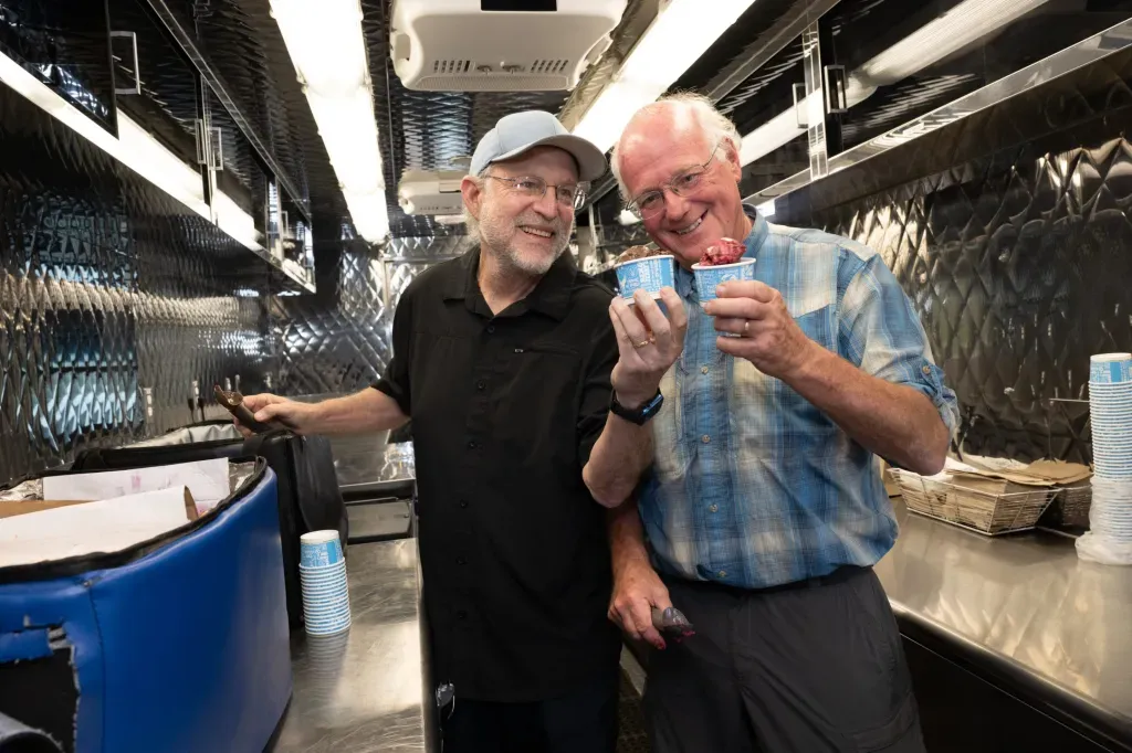 Οι ιδρυτές της Ben & Jerry’s συζητούν αποχώρηση από τη Magnum, αναφέρει η Wall Street Journal