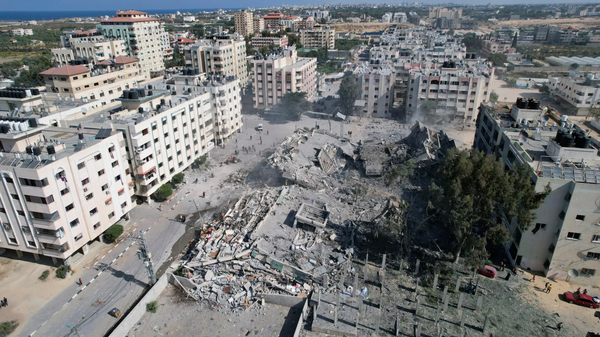 Τρία χρόνια από την 7η Οκτωβρίου, η ανοικοδόμηση της Γάζας παραμένει σε εκκρεμότητα