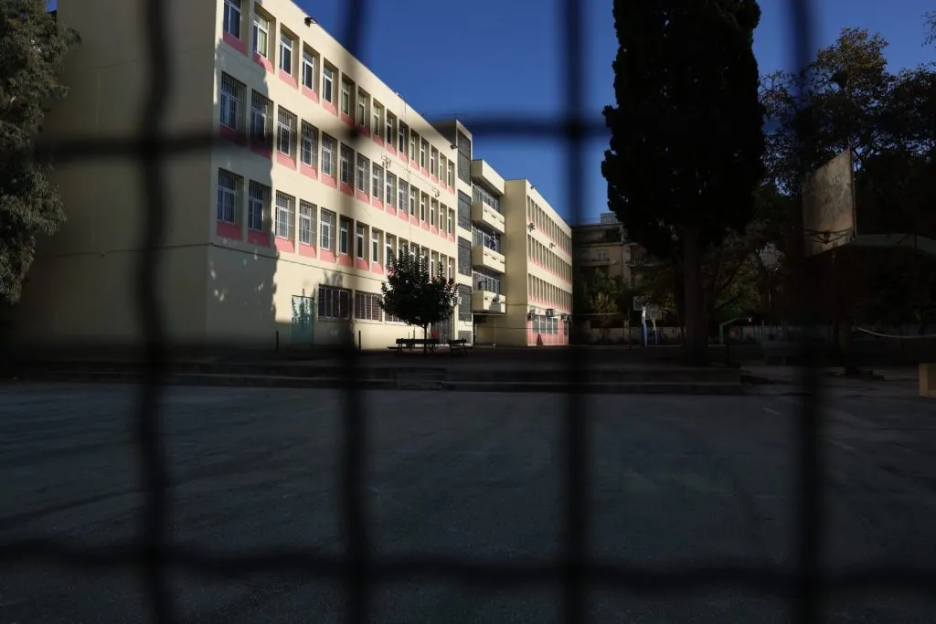 Κλειστά σχολεία την Τετάρτη σε Εύβοια, Σκιάθο, Ρόδο και Σύμη