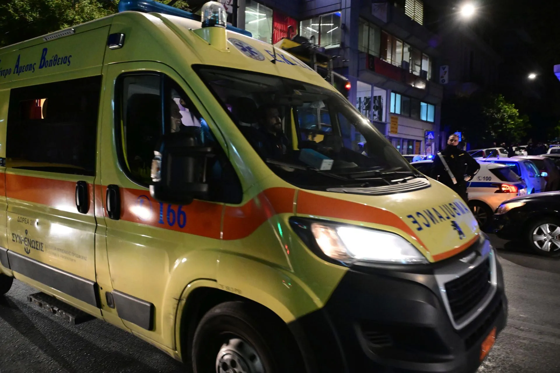 Δύο νεκροί μετά από εκτροπή μοτοσικλέτας στη Λεωφόρο Θηβών