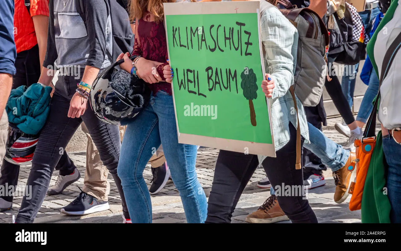Η πρωτοβουλία Gen Z stands up καλεί σε διαδηλώσεις σε 21 γερμανικές πόλεις