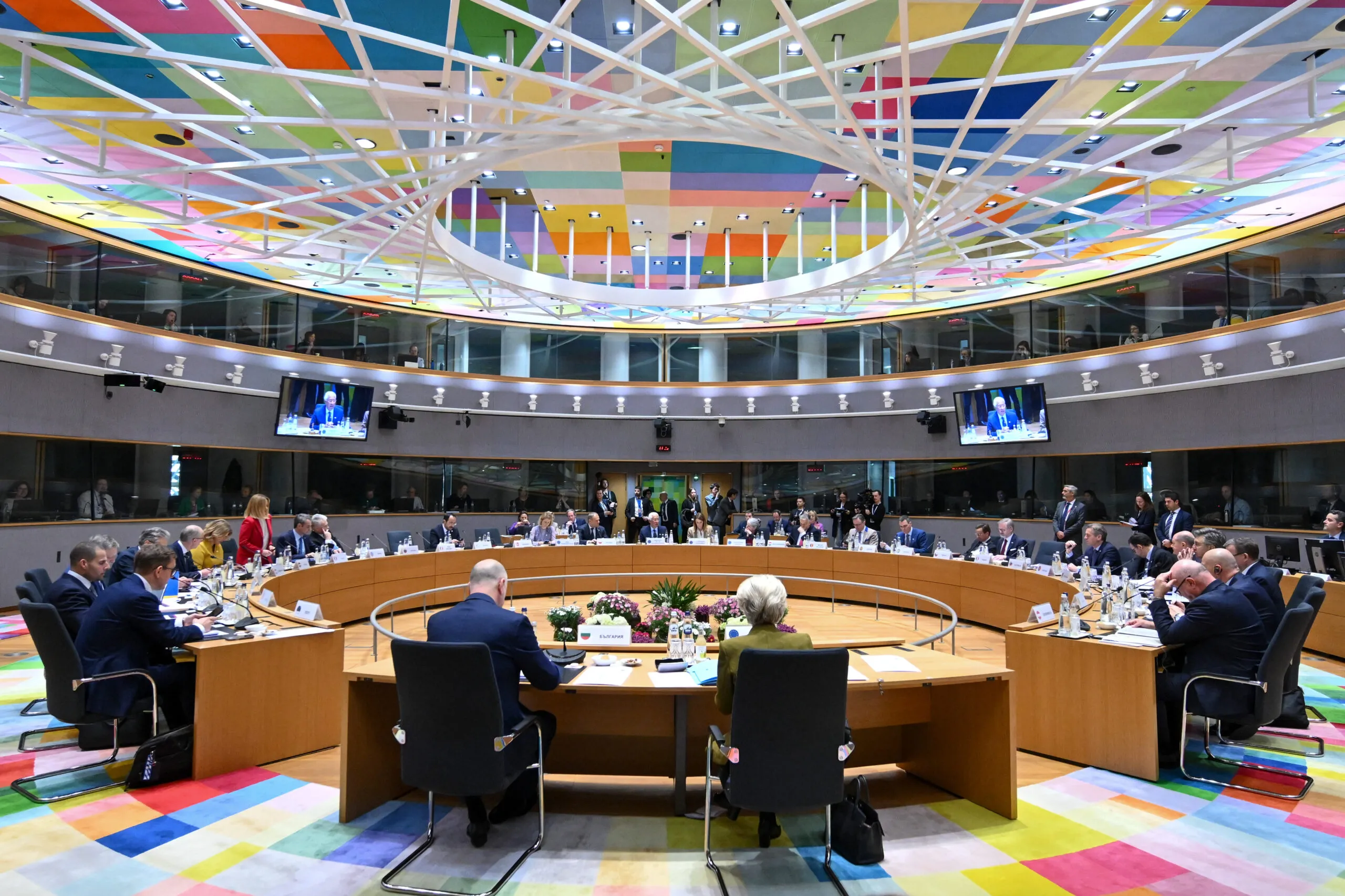 Η σύνοδος της ΕΕ δεν έφερε πρόοδο για τον προϋπολογισμό των 2 τρισ. ευρώ