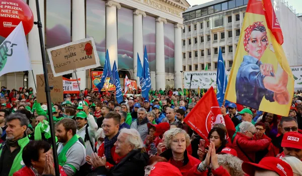 Η ενεργειακή ακρίβεια πυροδοτεί διαμαρτυρίες και αυξάνει την πολιτική πίεση στην Ευρώπη