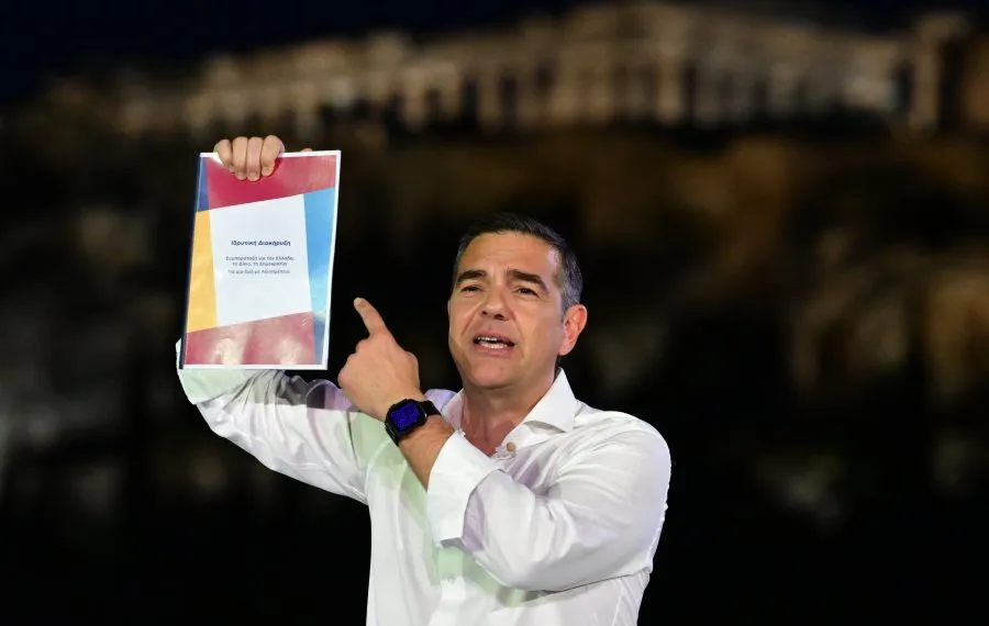 Τσίπρας: Σκόπιμα τα υπερπλεονάσματα για παροχές πριν από τις εκλογές