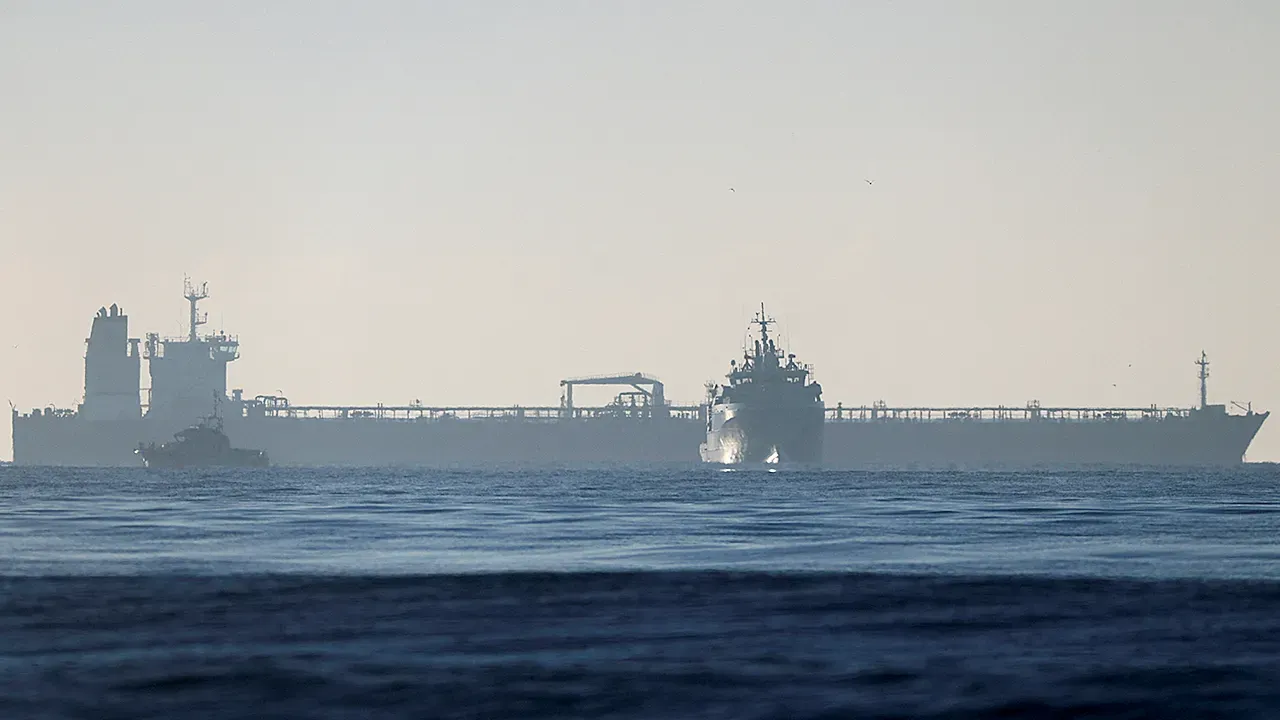 Βρετανία: Κυρώσεις σε 12 πετρελαιοφόρα και δίκτυα πληρωμών για τη Ρωσία