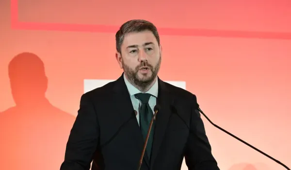 Ανδρουλάκης: Στόχος των εκλογών η αποχώρηση της ΝΔ από την κυβέρνηση