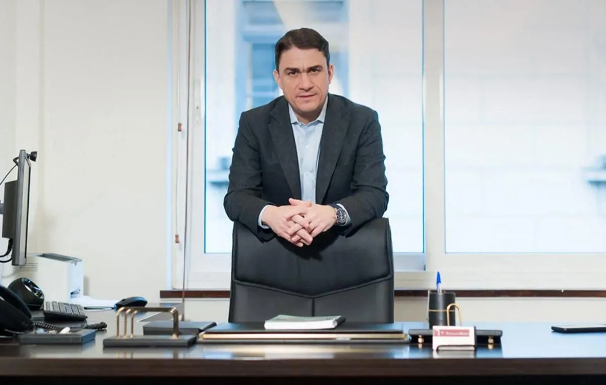 Ο Τσουκαλάς υπερασπίζεται τις προτάσεις για 13η σύνταξη και ΕΚΑΣ
