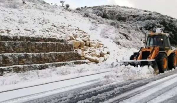 Πυροσβέστες εντόπισαν και οδήγησαν σε ασφαλές σημείο δύο πεζοπόρους στον Ψηλορείτη