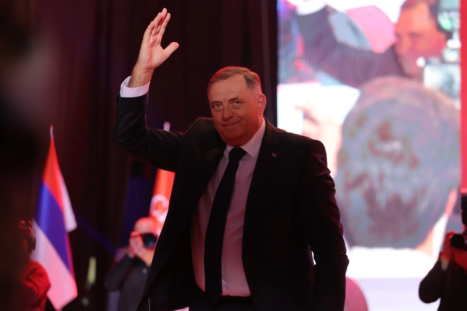 Βοσνία-Ερζεγοβίνη: Η κάλπη ενισχύει τους εθνικιστές και δοκιμάζει την ευρωπαϊκή προοπτική