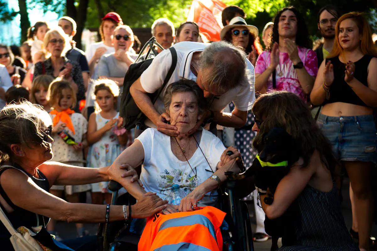 Η έξωση της 87χρονης Μαρικάρμεν πυροδότησε κινητοποιήσεις για τη στέγη στην Ισπανία