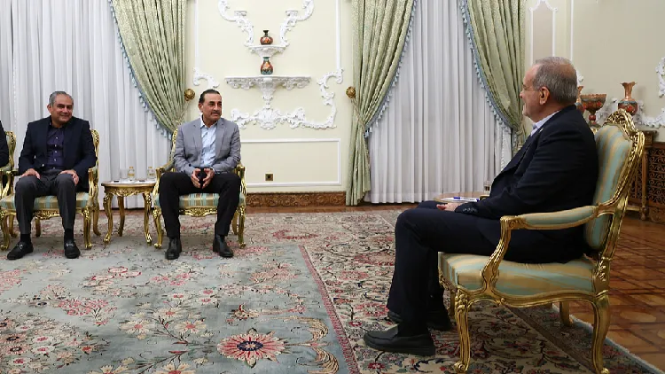 Μεσολαβητές του Κατάρ επέστρεψαν στην Τεχεράνη για συμφωνία με τις ΗΠΑ