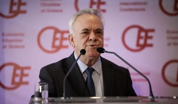 Δραγασάκης: Πρωτοβουλία για ομιλία της Νάβι Πιλάι στην Πνύκα