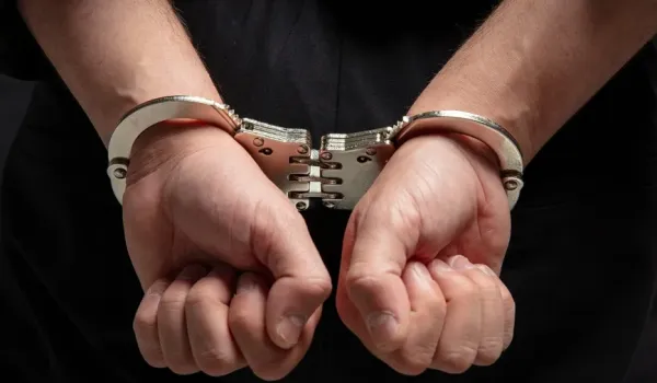 Συνελήφθη στην Αθήνα 26χρονος που αναζητούνταν από τις τουρκικές αρχές
