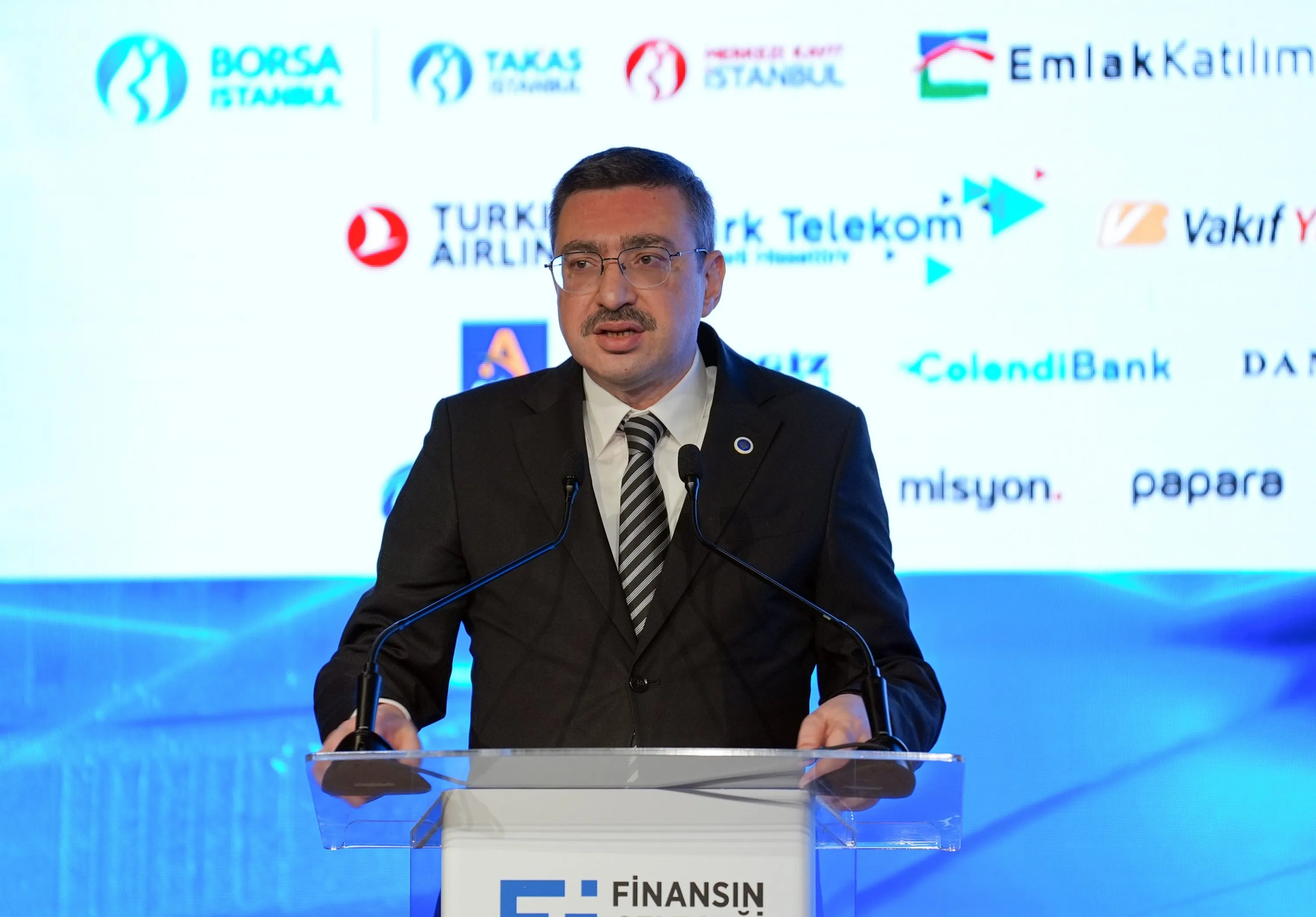 Παραιτήθηκε ο επικεφαλής του SPK και ο υφυπουργός Οικονομικών ζήτησε συνταξιοδότηση στην Τουρκία