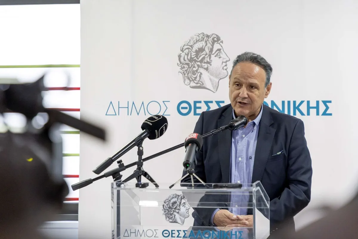 Ο Αγγελούδης καταδικάζει τη συγκέντρωση Κασιδιάρη ως «τραγική πρόκληση του φασισμού»