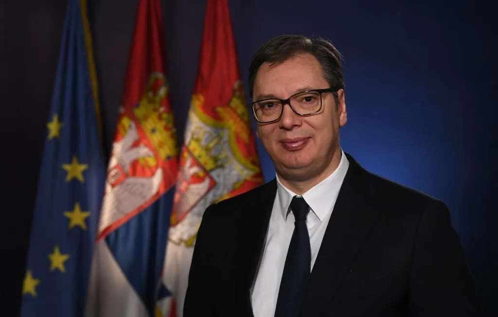 Σερβία. Αμφίρροπη αναμέτρηση ανάμεσα στον Βούτσιτς και τη «Φοιτητική Λίστα»