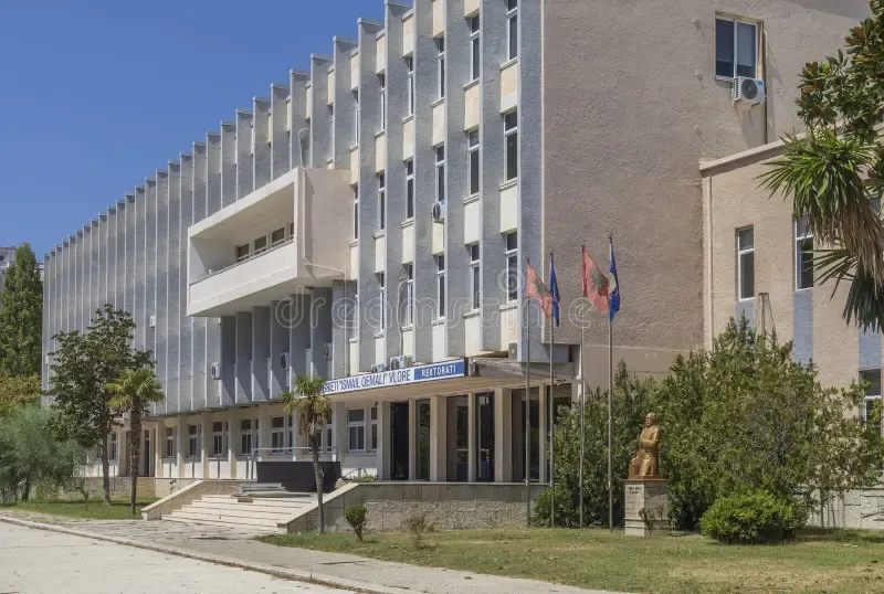 Αστυνομική παρέμβαση σε διαμαρτυρία φοιτητών στο πανεπιστήμιο Ismail Qemali της Βλόρας
