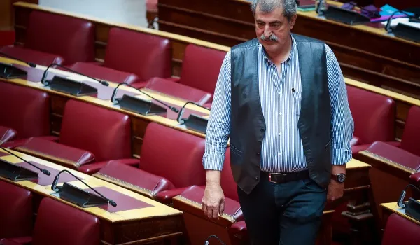 Πολάκης ζητά ελέγχους στις δομές αντιγήρανσης πριν από νέο πλαίσιο