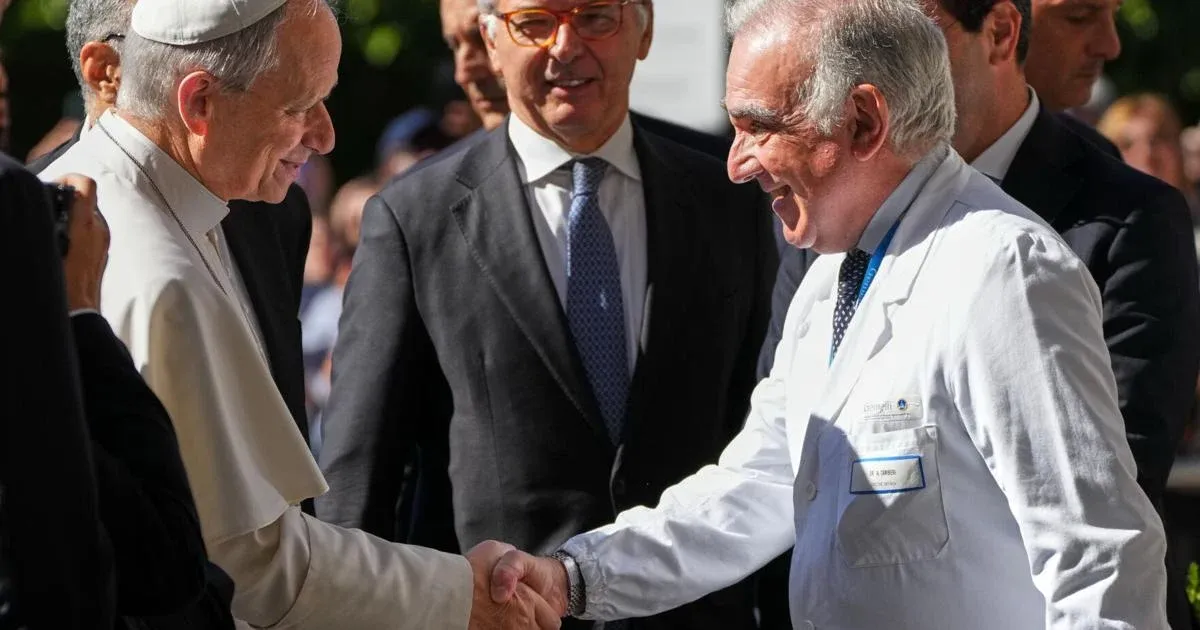 Επιτυχώς ολοκληρώθηκε η επέμβαση του πάπα Λέοντα για την αφαίρεση πνευμονικού όζου