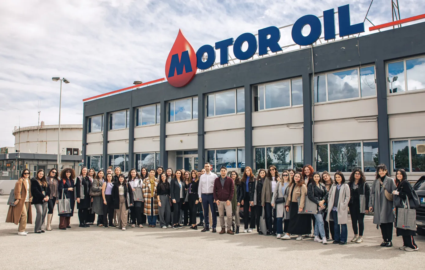 Τρεις συλλήψεις μετά την έκρηξη στη Motor Oil – Καλή η εικόνα των δύο τραυματιών στο Θριάσιο