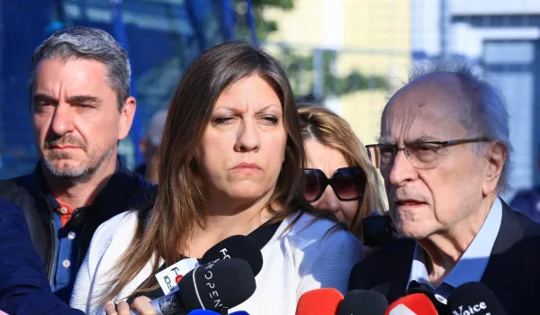 Οι συνήγοροι Ρούτσι καταγγέλλουν ότι οι πραγματογνώμονες δεν έλαβαν ιατροδικαστικά έγγραφα