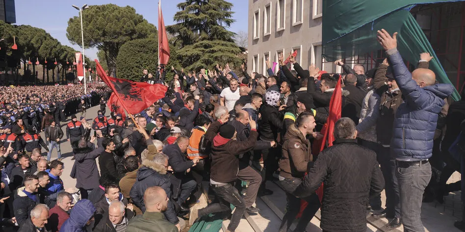 Νέα κινητοποίηση στην Αλβανία με αίτημα την παραίτηση Ράμα
